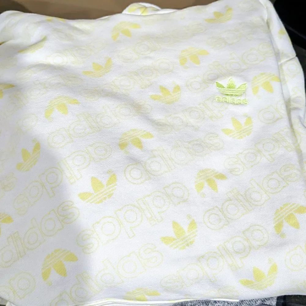 ‎Adidas Hoodie